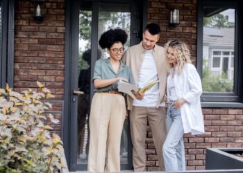 Real Estate Lead Generation in 2025: How to Win More Clients with Tech, Trends, and Proven Strategies